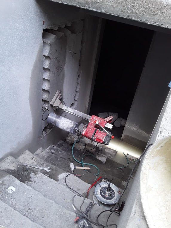 ماكينة كور تخريم الخرسانة لإنشاء فتحات دقيقة بأحجام مختلفة